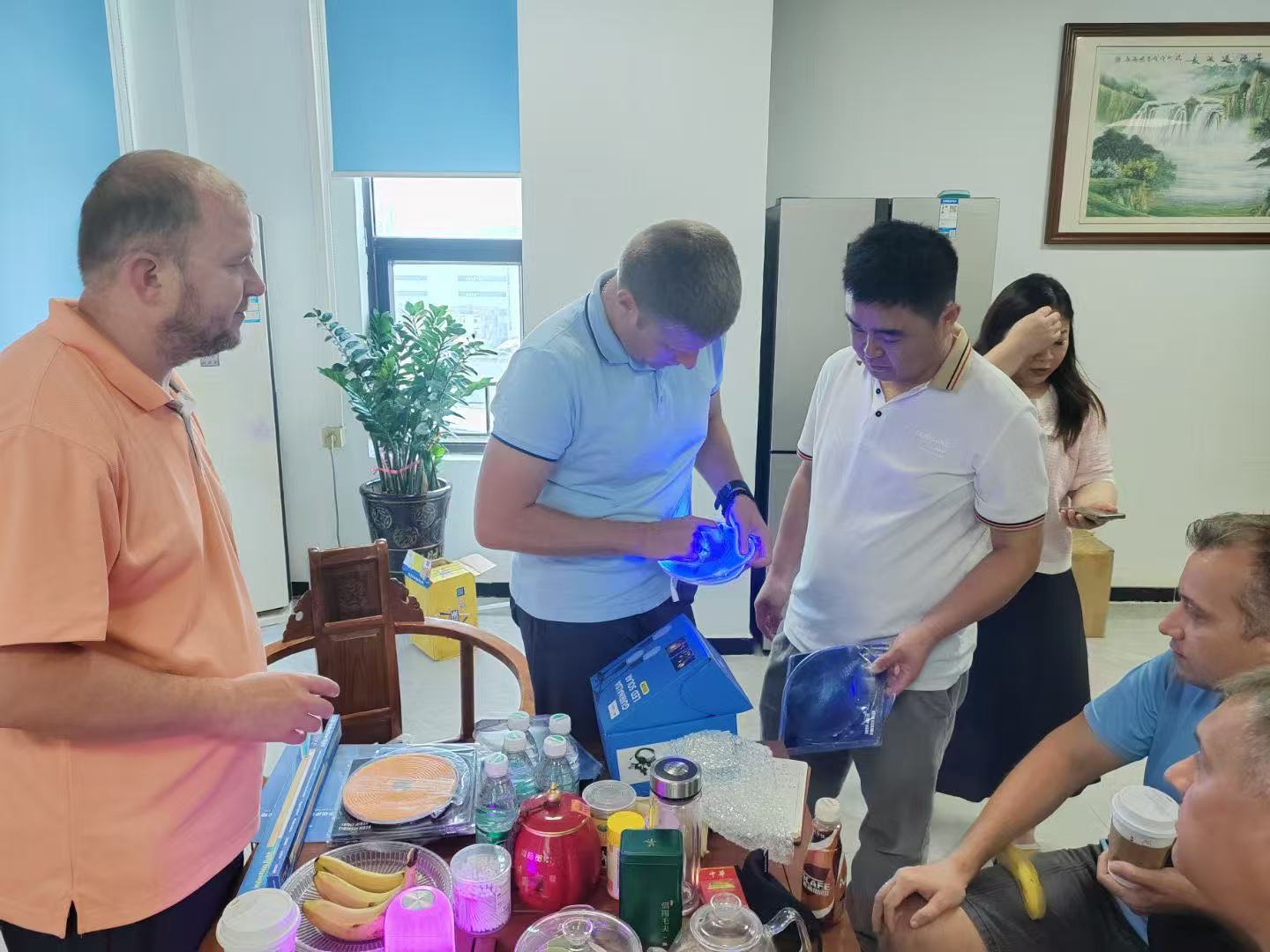 Russian Lighting Partner Visits Uberkj for On-Site LED Review & Customization Workshop